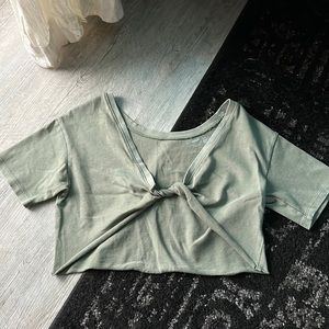 aerie crop twist back tee